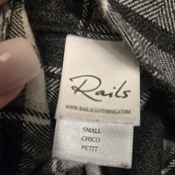 Rails Hunter Plaid Shirt - Picture 5 of 6